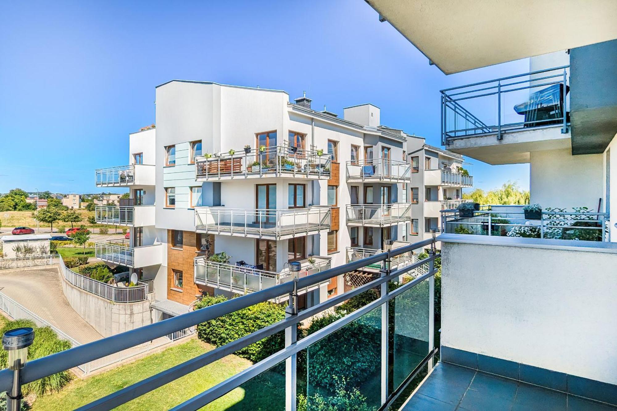 Jasny & Przestronny Apartament Z Balkonem I Parkingiem By Rent Like Home Gdynia Exterior photo